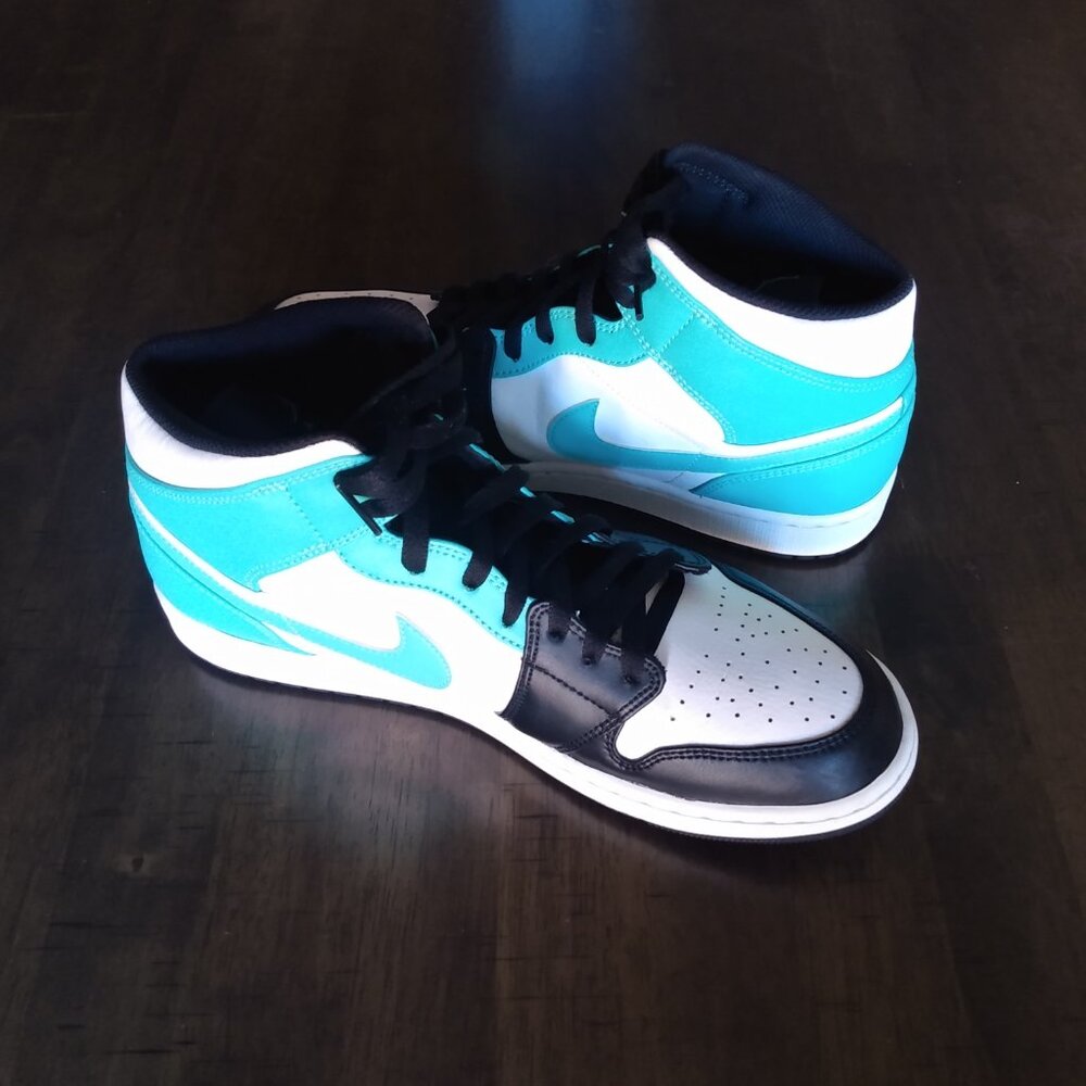 Air Jordan 1 Retro Mid Tropical Twist - Picture 2 of 5